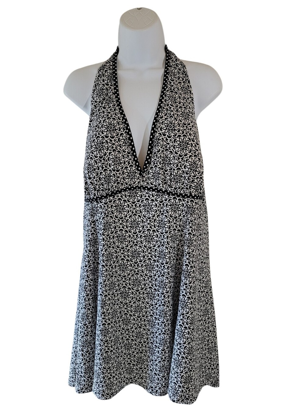 I.F. Black White Floral Swim Dress Sz 22W Halter Neck V-neck Beach Vacation
